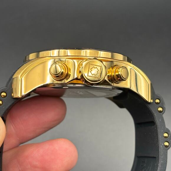 Invicta Pro Diver 17566 Men’s Chronograph Black & Gold Silicone Strap Watch NIB - Picture 11 of 17